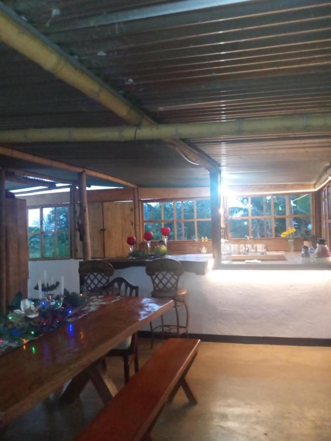 Вилла Rancho De Juancho Перейра Экстерьер фото