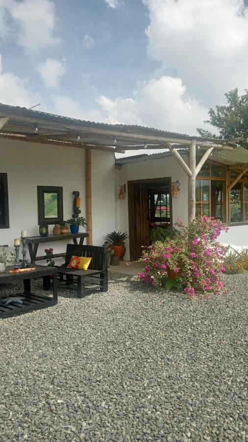 Вилла Rancho De Juancho Перейра Экстерьер фото